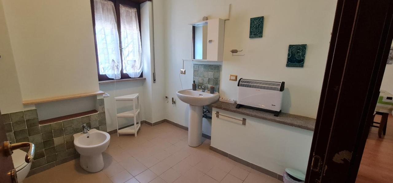 Appartamento Roma 800Mt Dalla Metro Luaran gambar